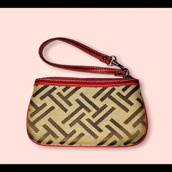 tignanello wristlet - Picture 13 of 13